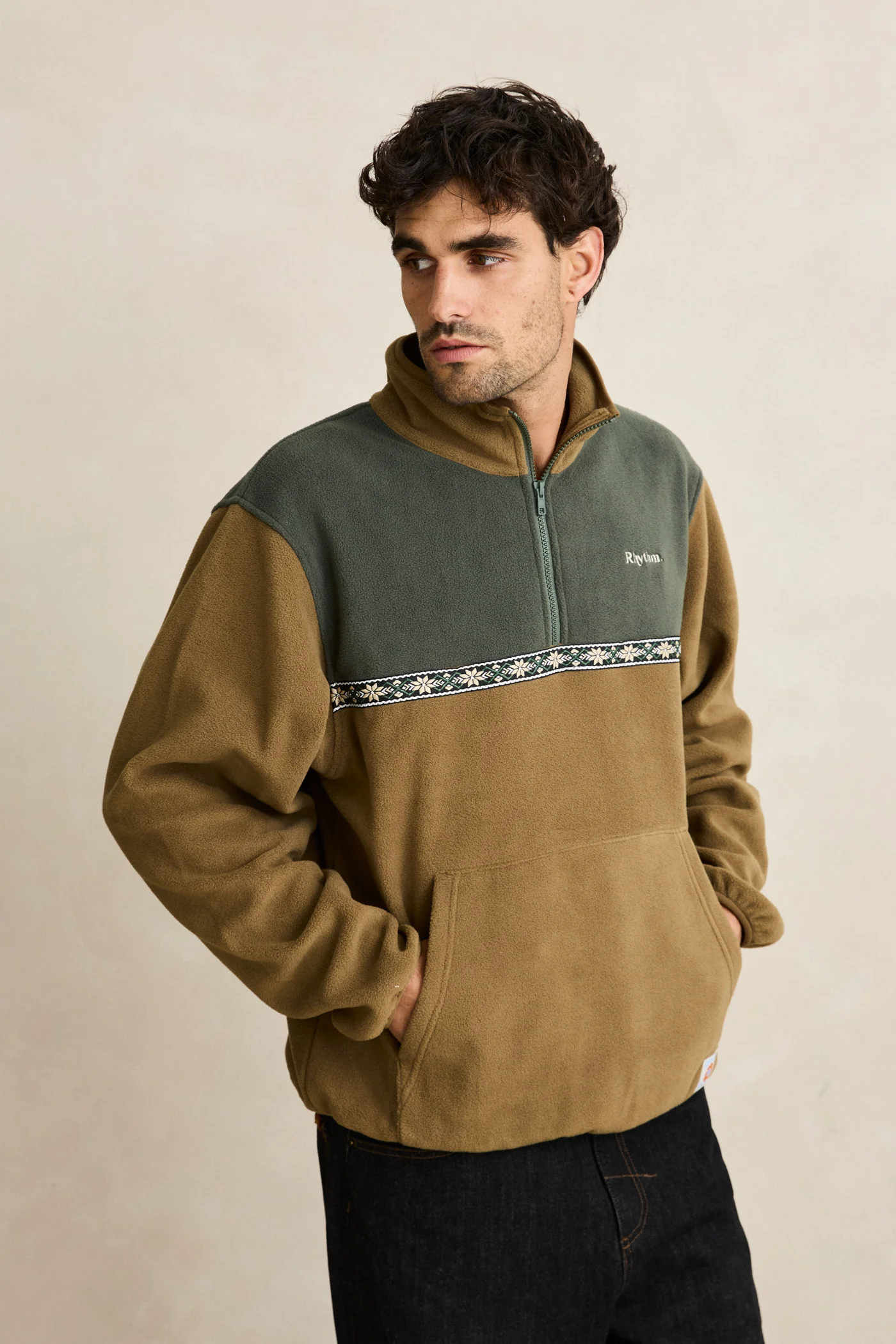 Alder Half Zip Pullover - Image 2