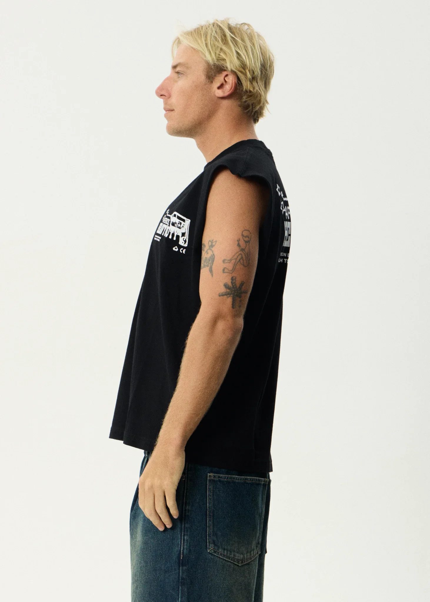 Heavy Duty Sleeveless Tee - Image 5