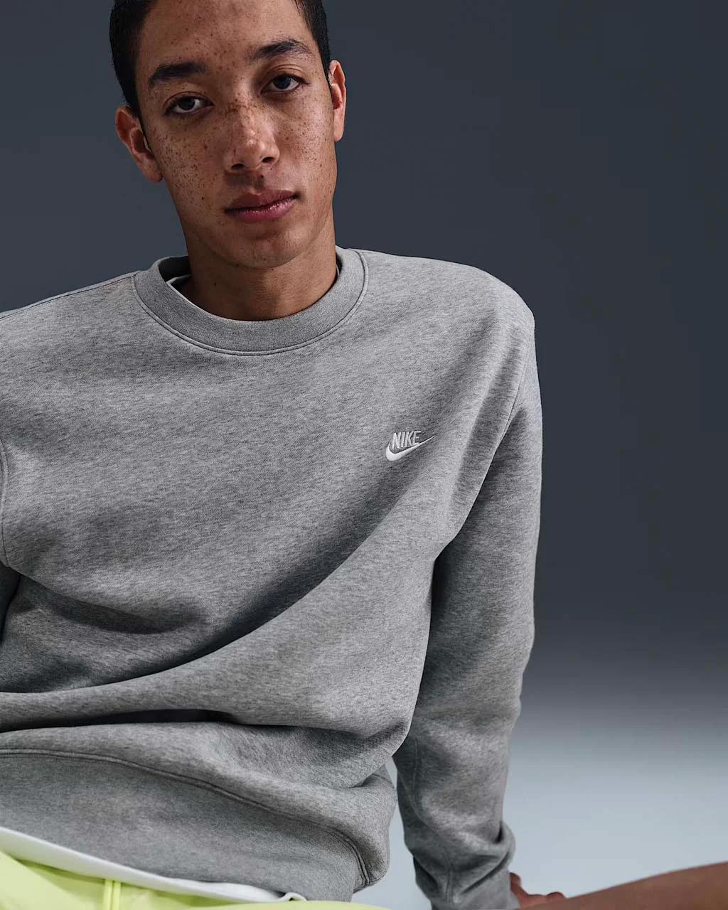 Nike Club Men's Fleece Crew - Image 3