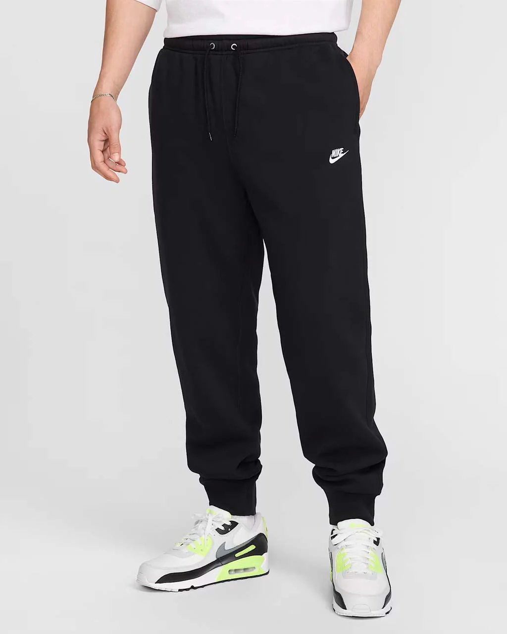 Nike Club Men's Joggers - Image 3