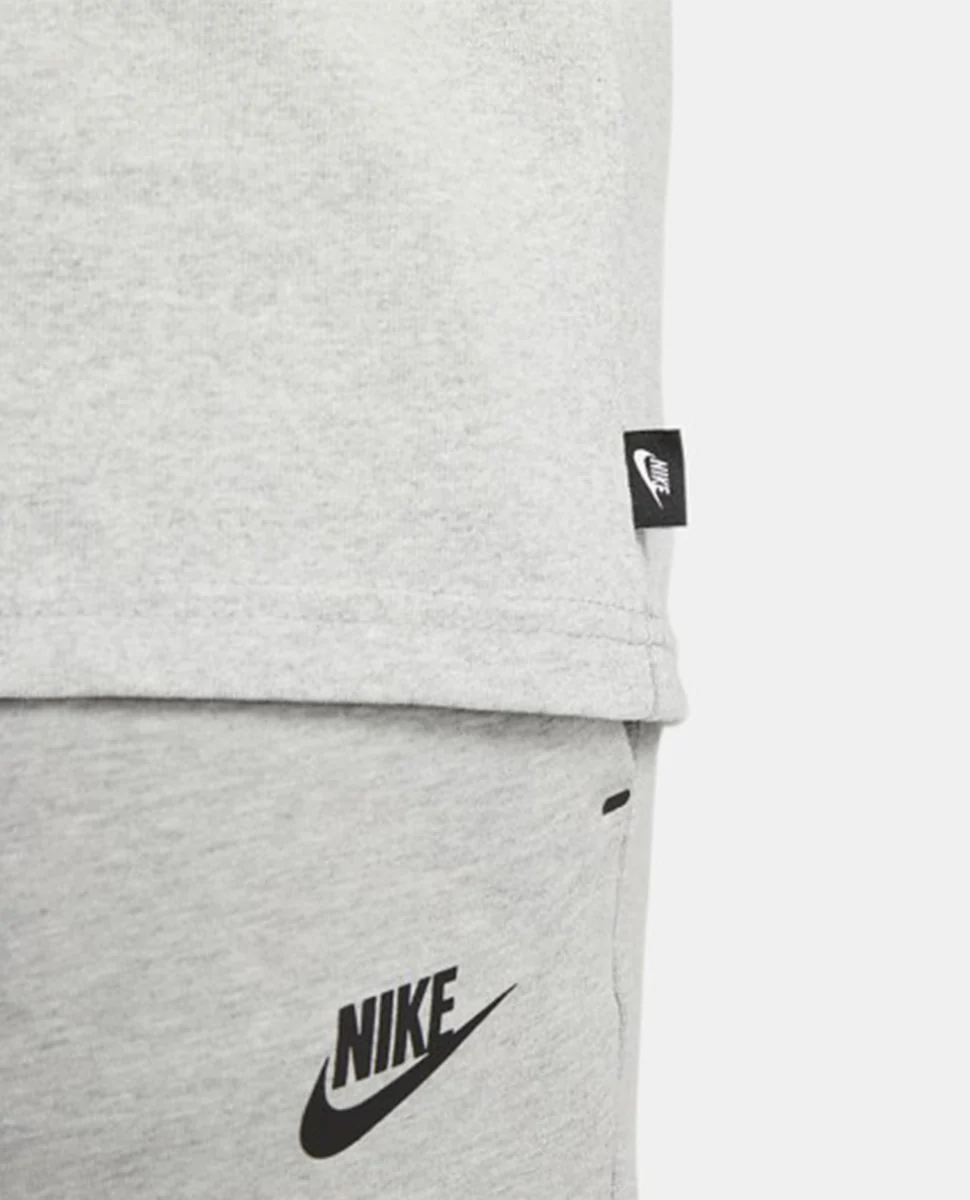 Nike Sportswear Premium Essential Sustainable Tee - Image 3