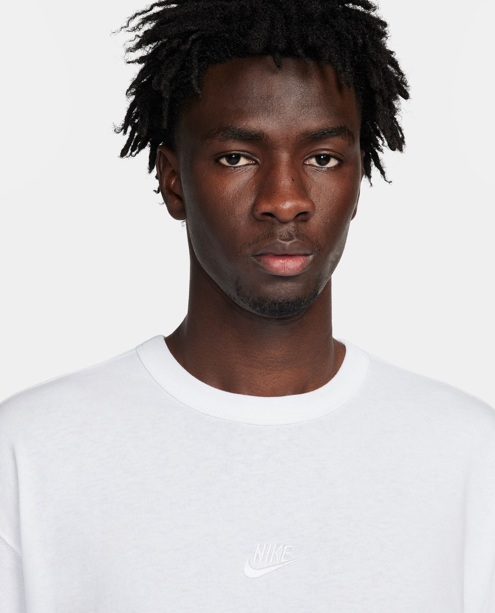Nike Sportswear Premium Essential Sustainable Tee - Image 3
