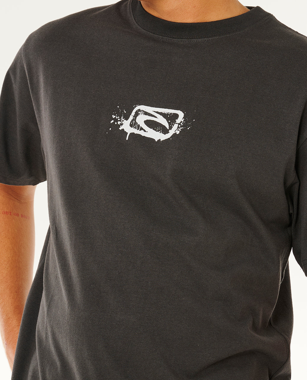Medina Inner Vision Spray Tee - Image 5