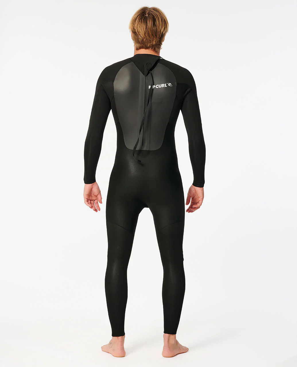 Omega 3/2 Back Zip Wetsuit Steamer - Image 3