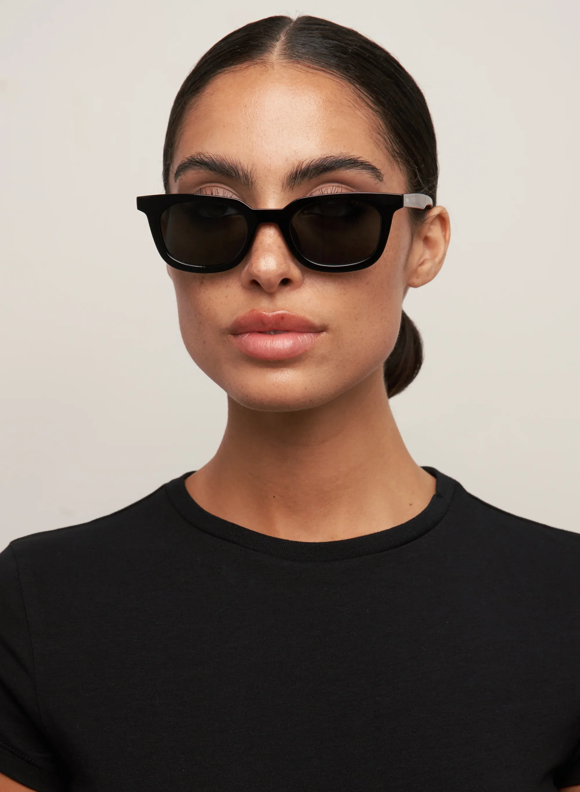 Otra Nia Sunglasses - Image 2