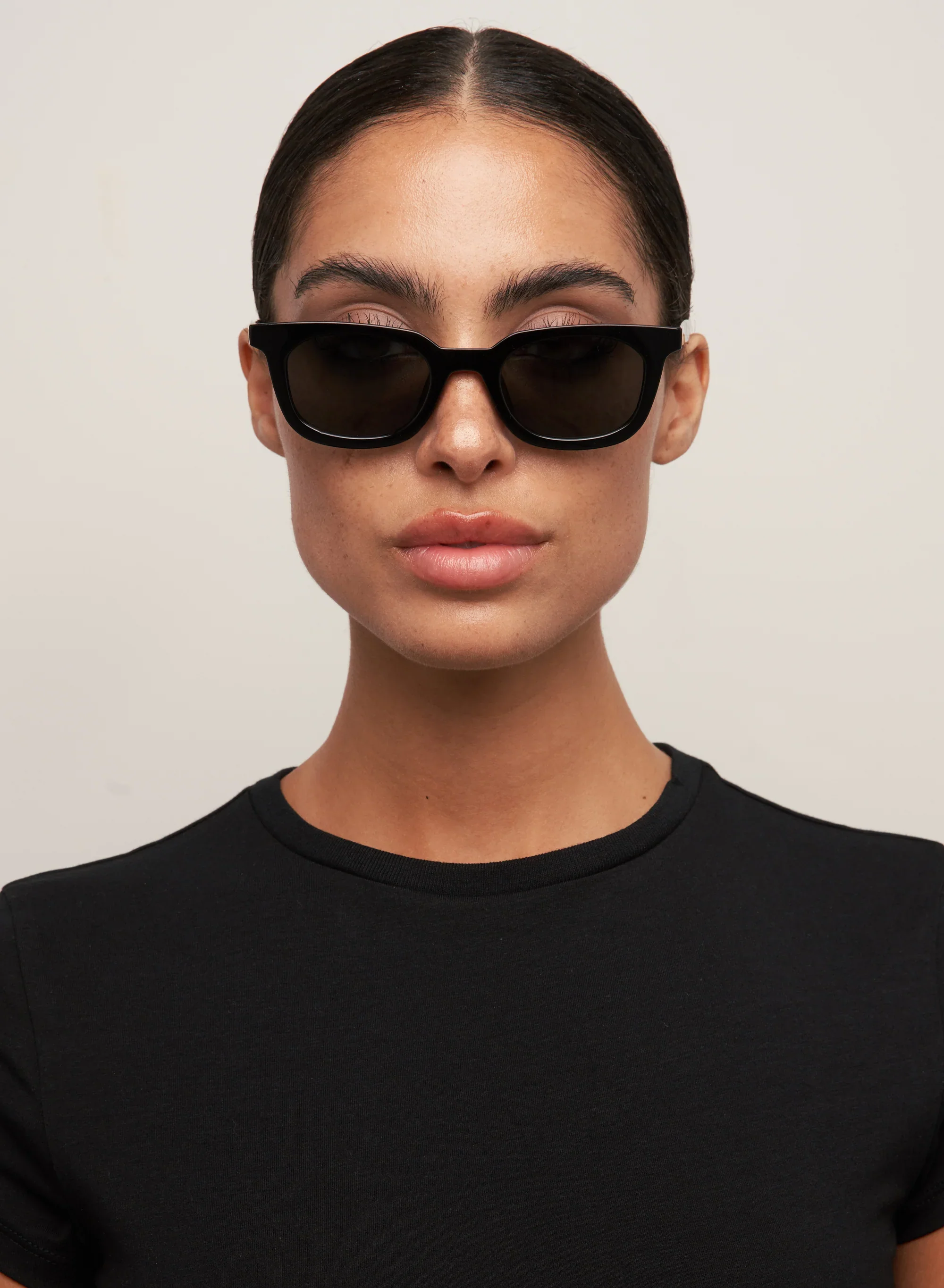 Otra Nia Sunglasses - Image 4