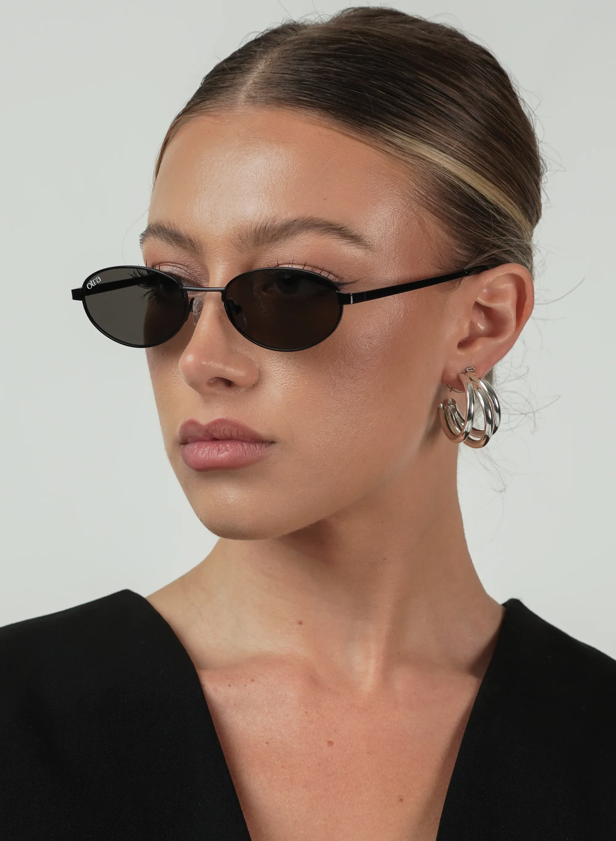 Otra Rosie Sunglasses - Image 2