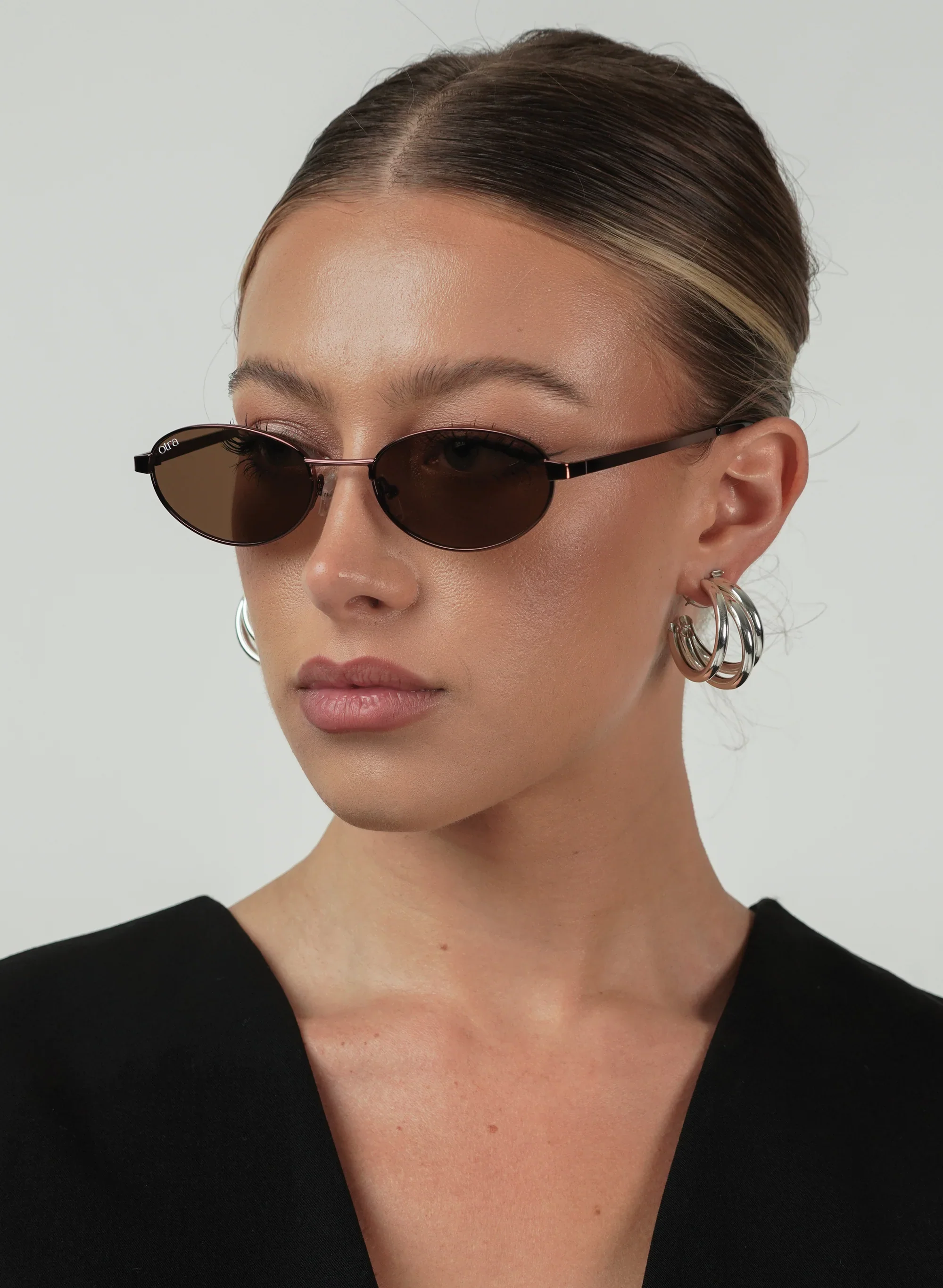 Otra Rosie Sunglasses - Image 2