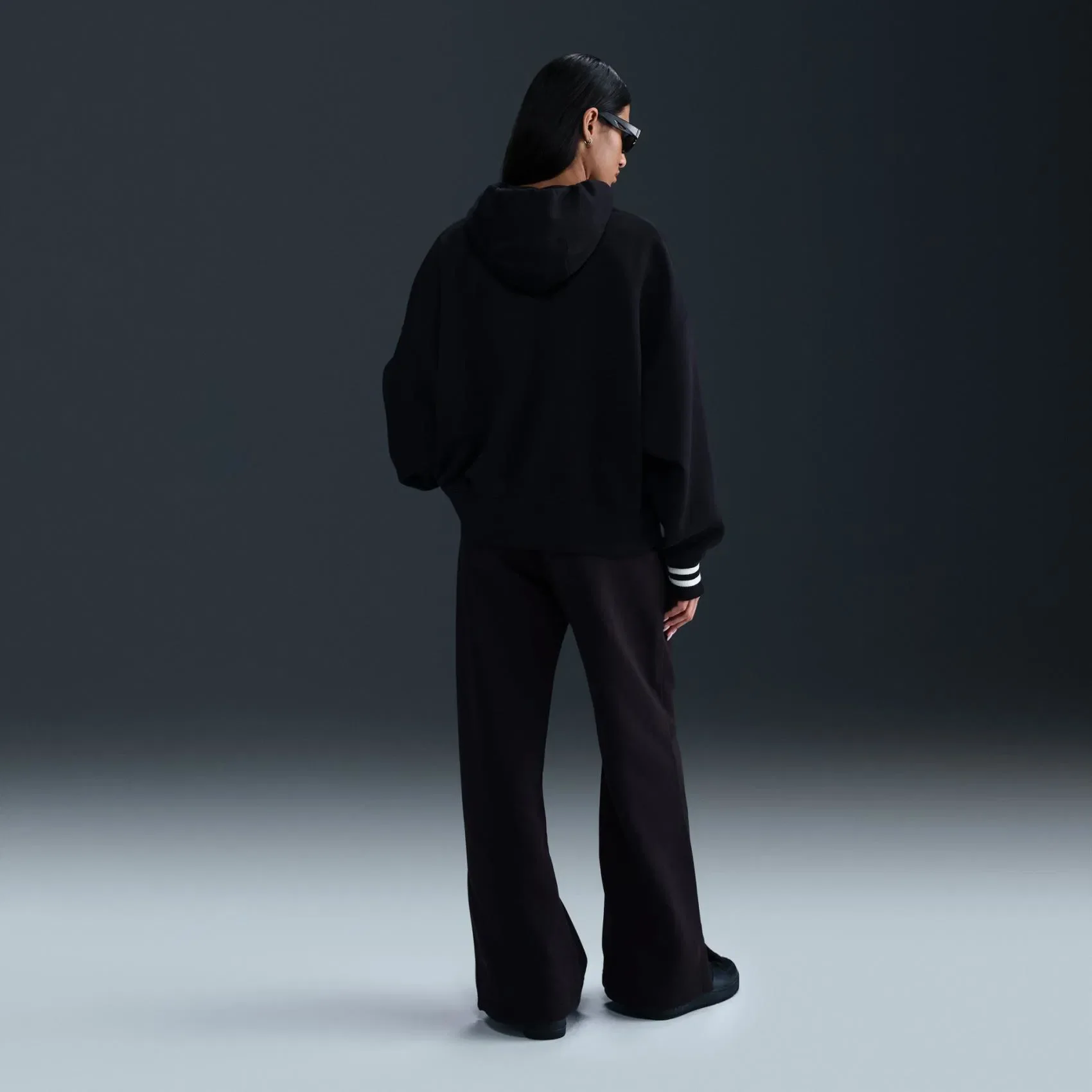 Sportswear Phoenix Wide Leg Graphic Pant - Image 5