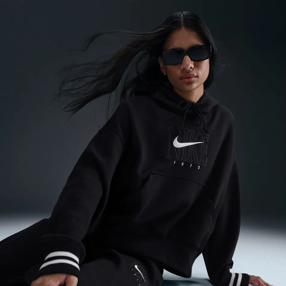 Womens Nike Oversized Graphic Hoodie - Image 3